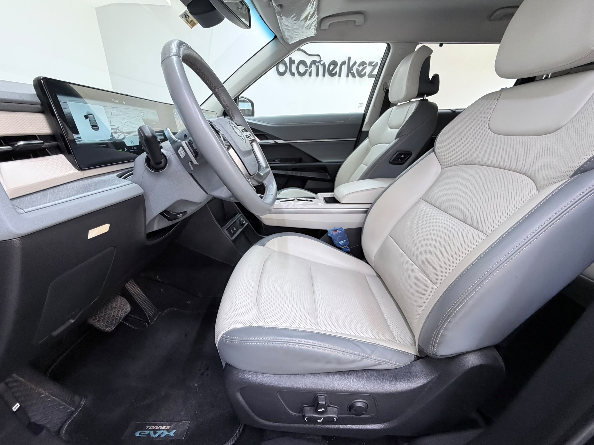 KGMOBILITY TORRES 27